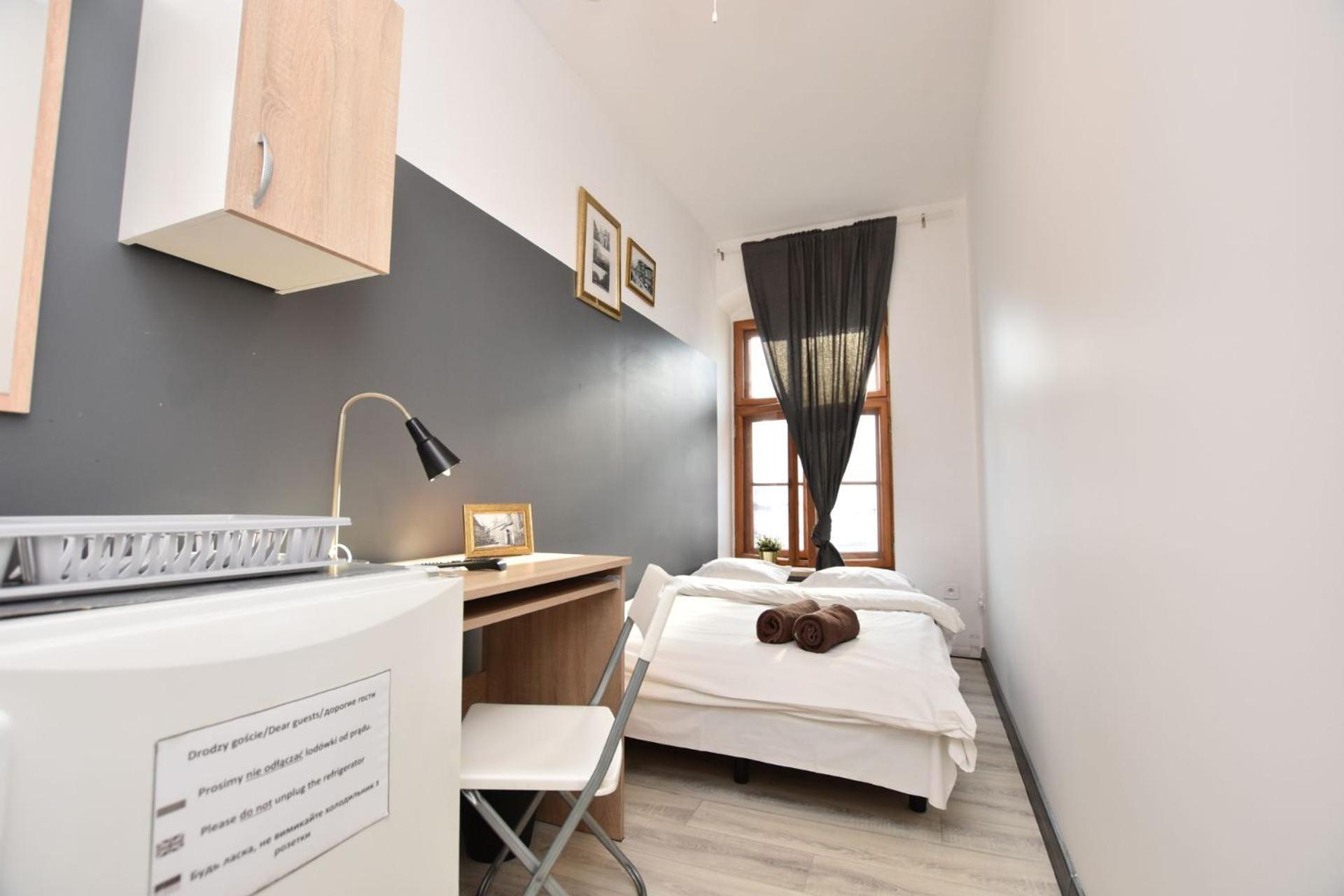 Dukes Hostel - Pokoje Prywatne, Rynek Wrocław Extérieur photo