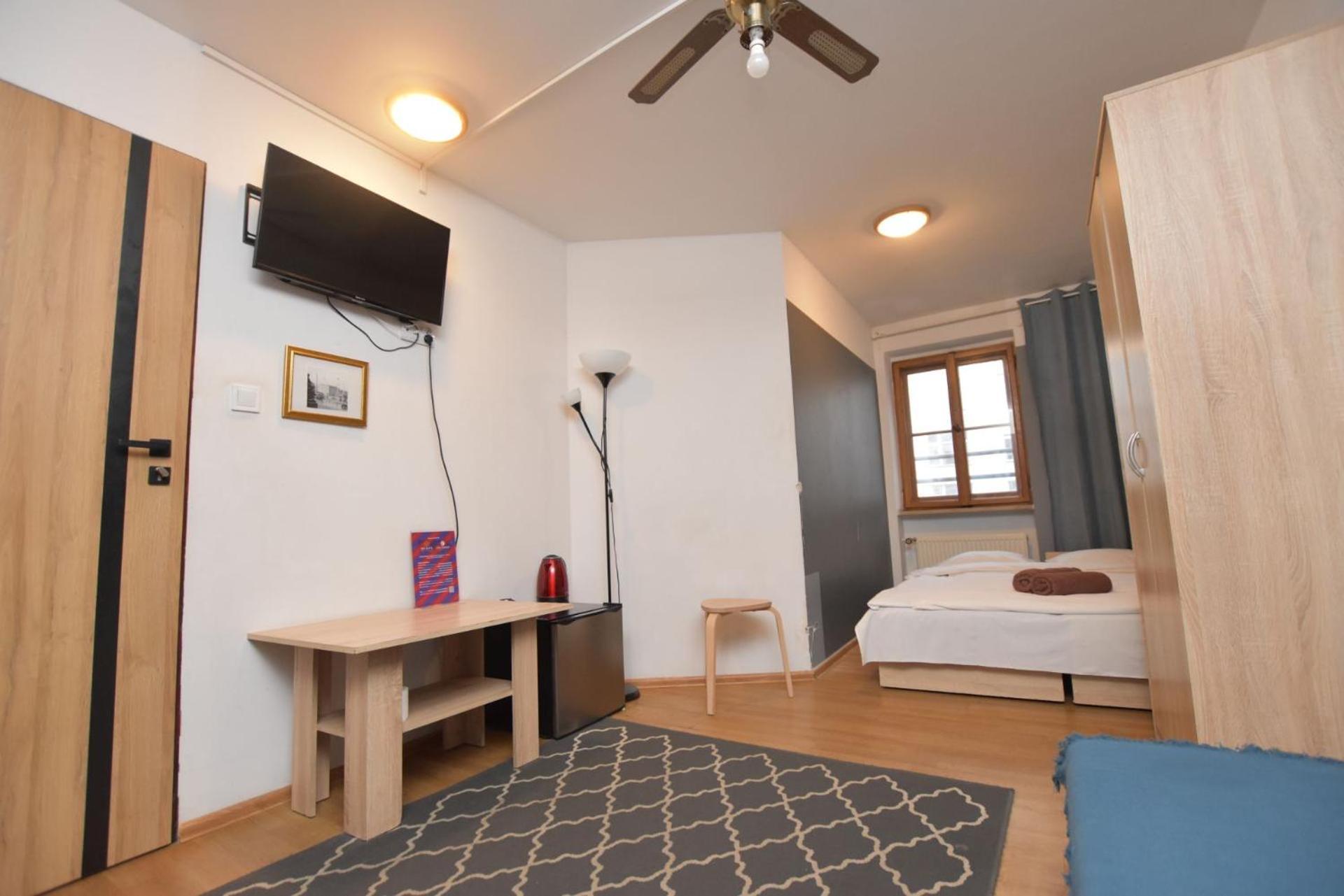 Dukes Hostel - Pokoje Prywatne, Rynek Wrocław Extérieur photo