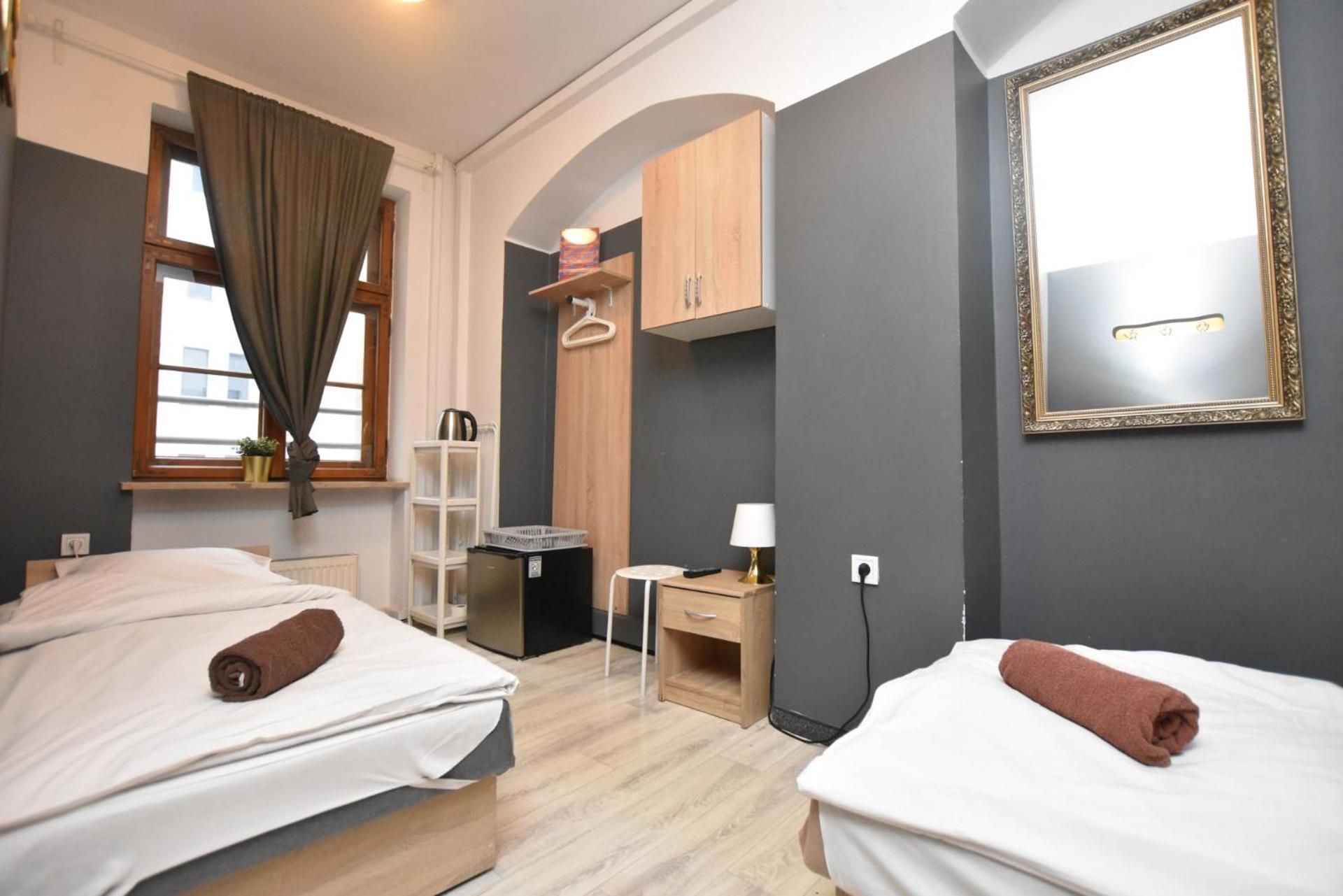 Dukes Hostel - Pokoje Prywatne, Rynek Wrocław Extérieur photo
