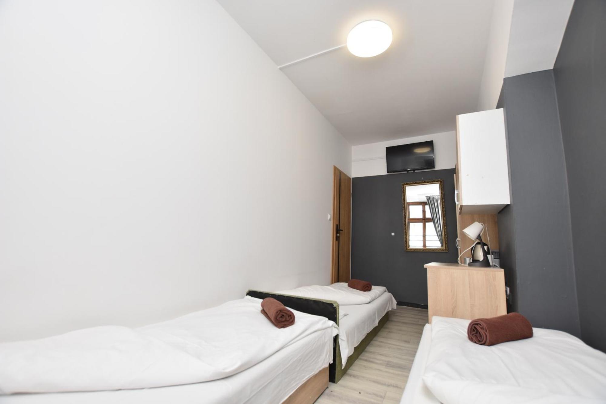 Dukes Hostel - Pokoje Prywatne, Rynek Wrocław Extérieur photo
